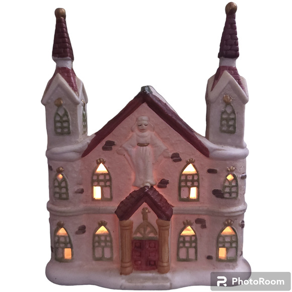 Vintage Christmas Collection Illuminated Porcelain Gothic Church 088534 Holiday - Picture 2 of 10